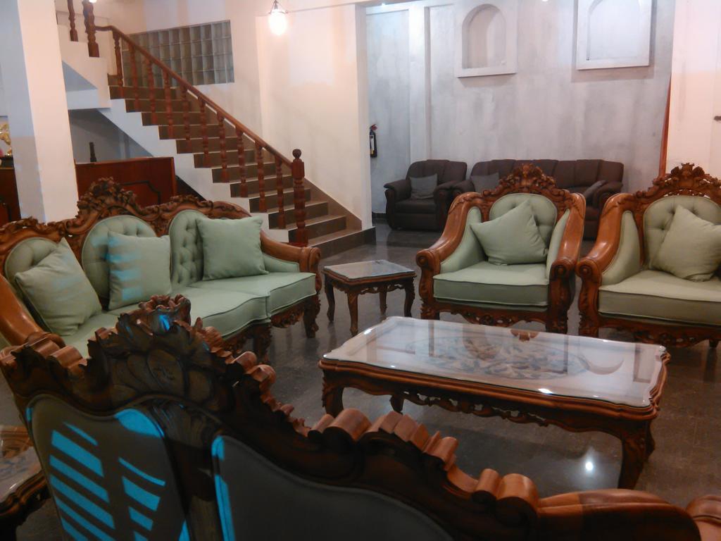 Hotel Royal Hills Nuwara Eliya Exterior foto