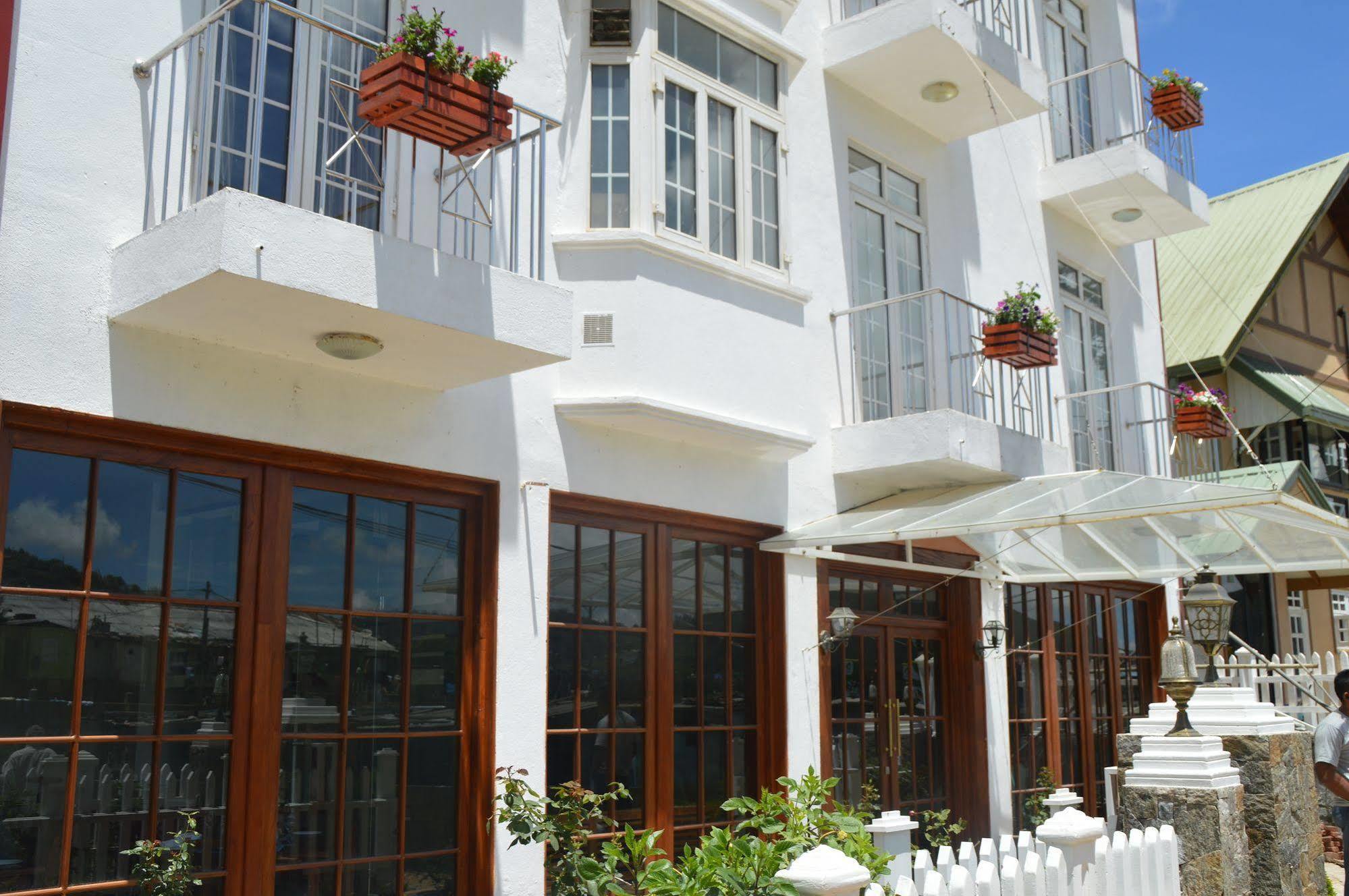Hotel Royal Hills Nuwara Eliya Exterior foto